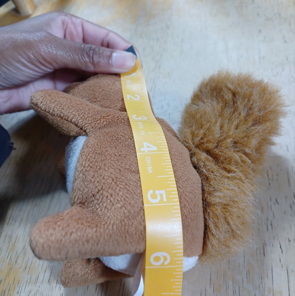 -RETIRED ORIGINAL Ty Beanie Baby NUTS the Squirrel sitting stuffed Plush NO TAGS - Picture 12 of 12